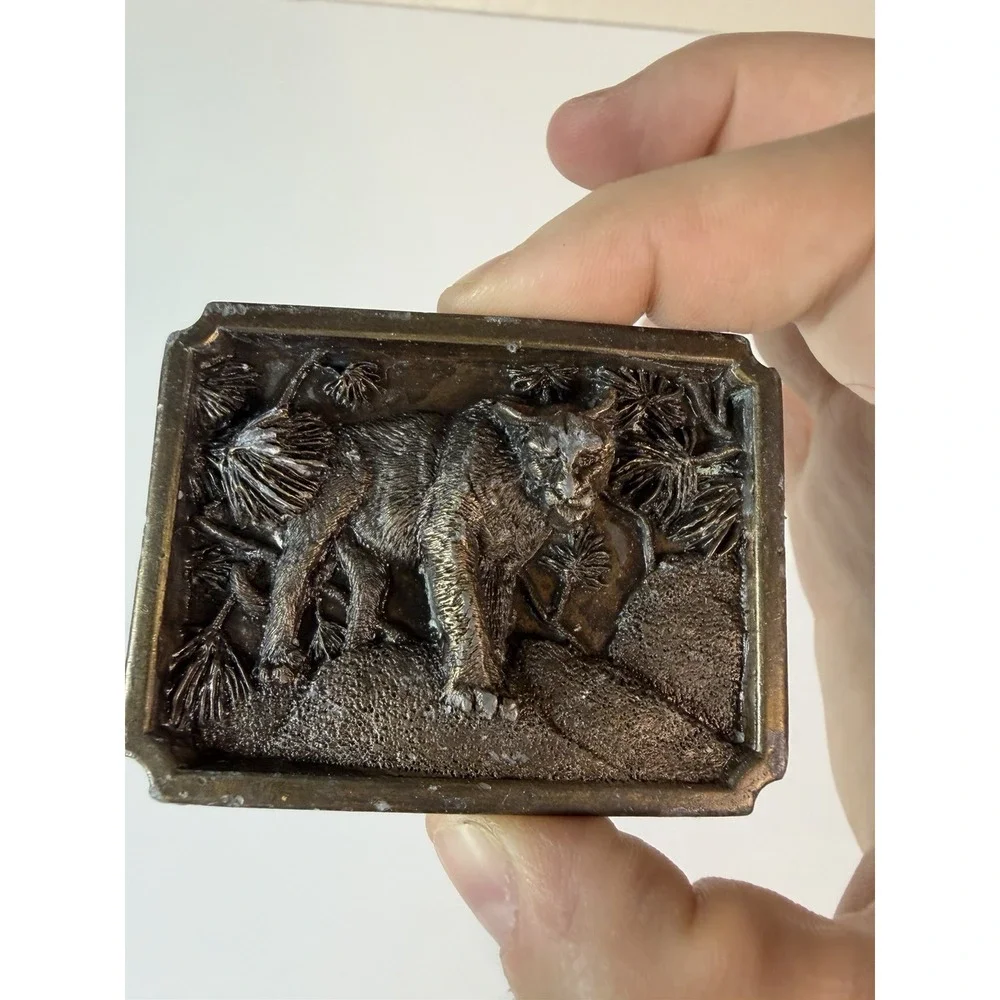 1984‎ Bergamot Cougar Mountain Lion Big Cat Belt Buckle Small